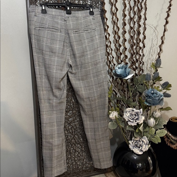Black & white Houndstooth Fall pants - Picture 8 of 9